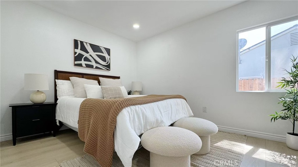 354 Van Ness Property Photo 14