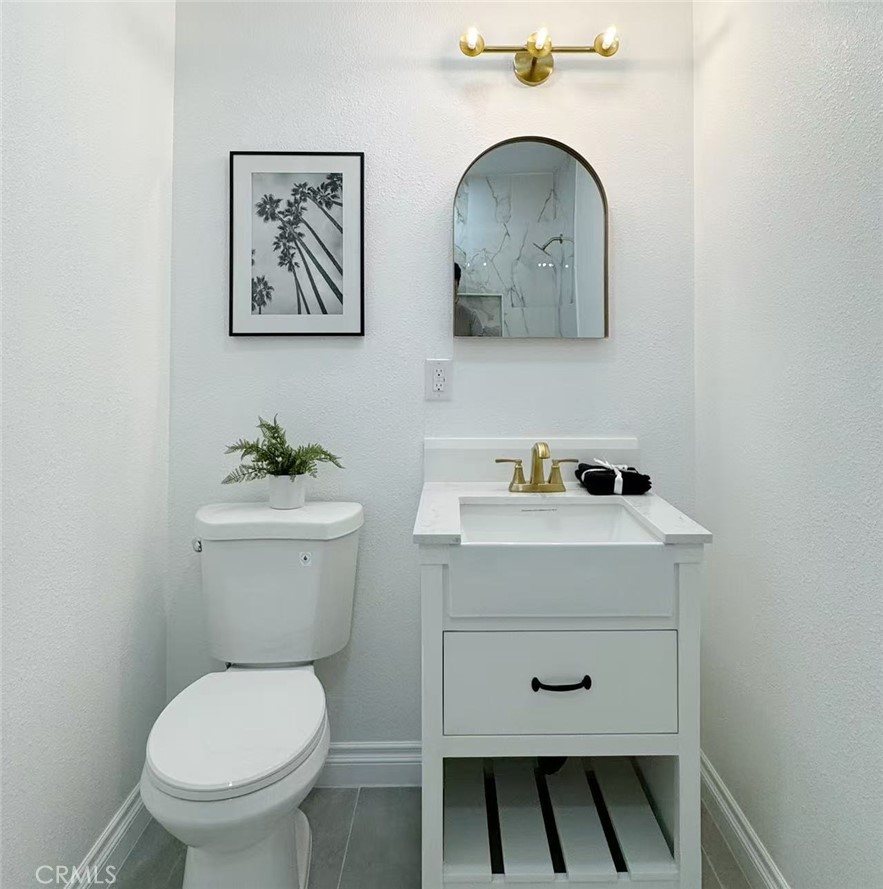 354 Van Ness Property Photo 15