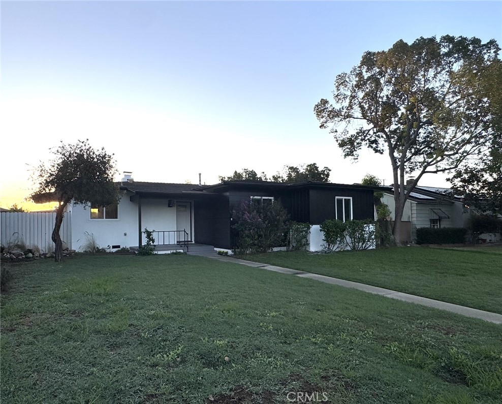 354 Van Ness Property Photo 18