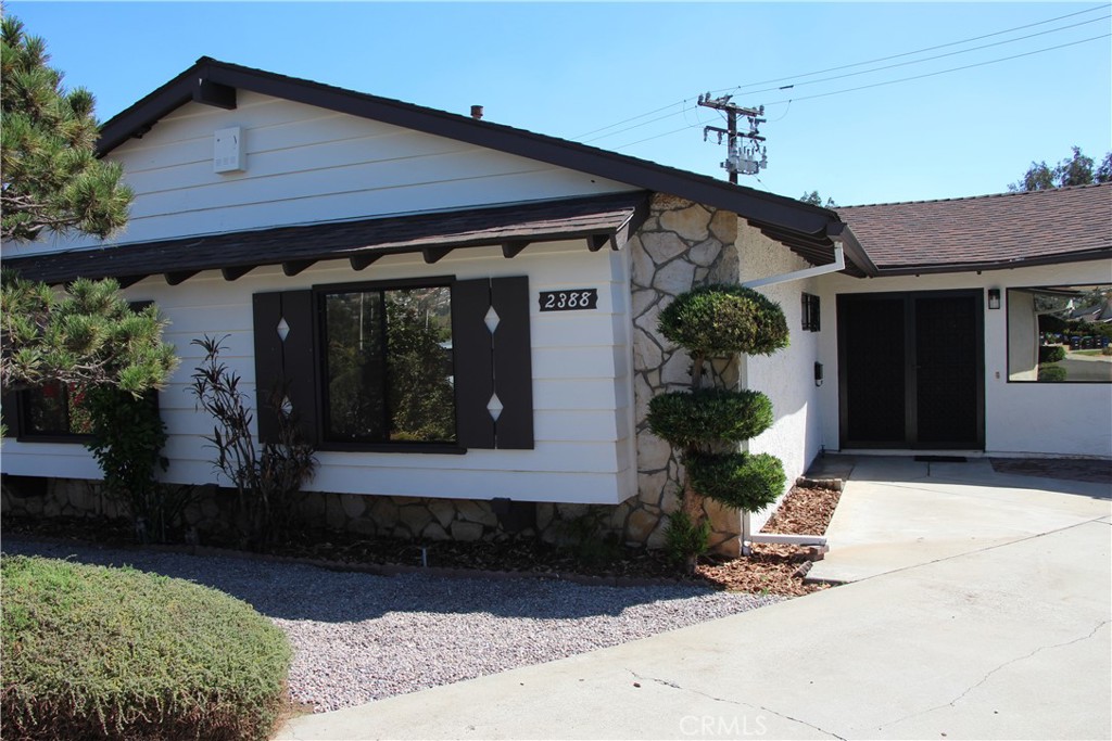 2388 Westcott Avenue Property Photo 1
