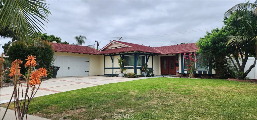 2863 Serang Place Property Photo 2