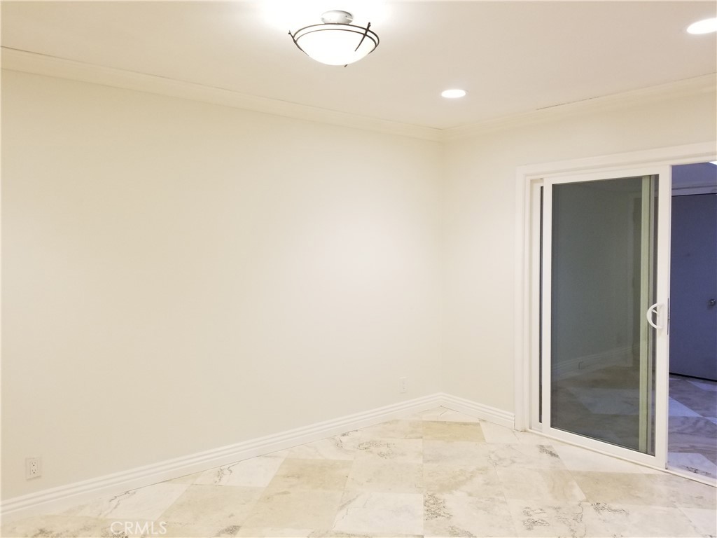 2863 Serang Place Property Photo 10