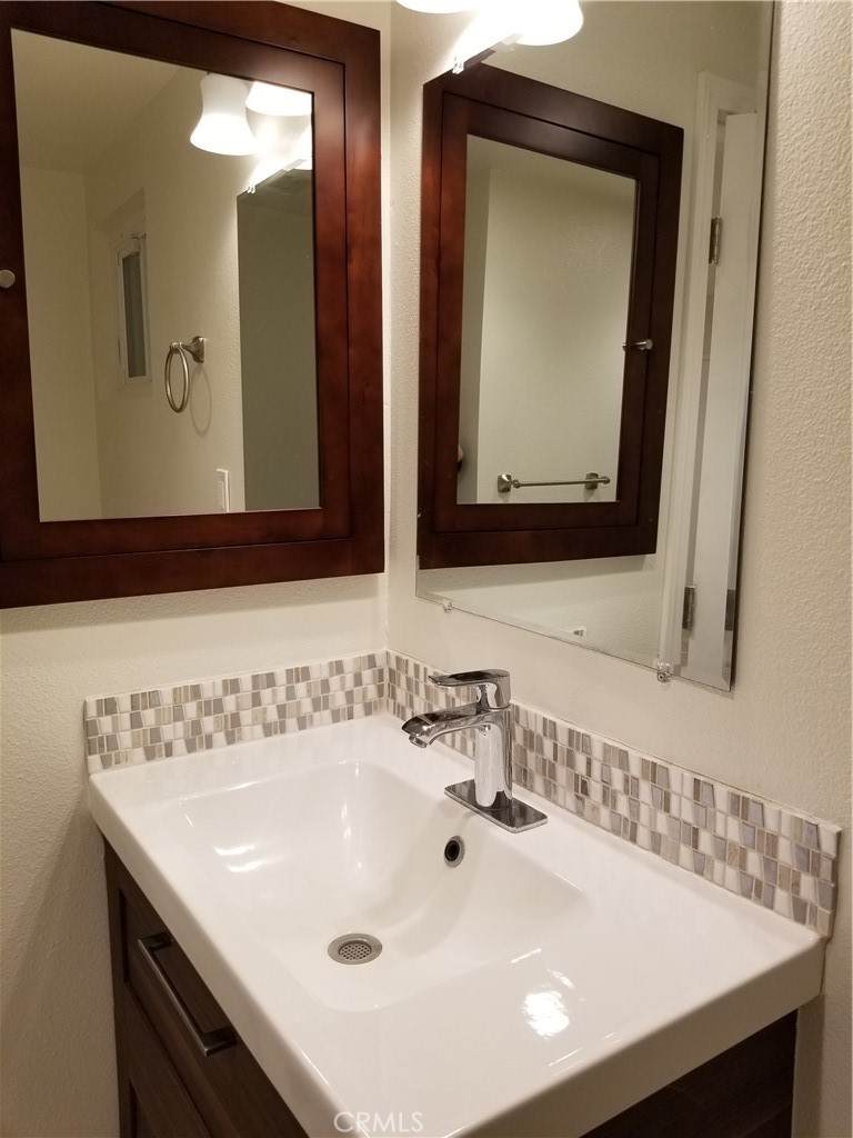 2863 Serang Place Property Photo 12