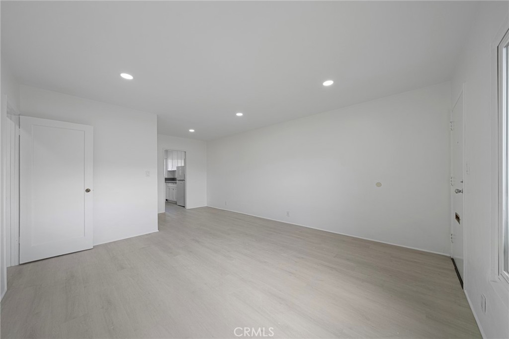 7282 Jackson Place Property Photo 5