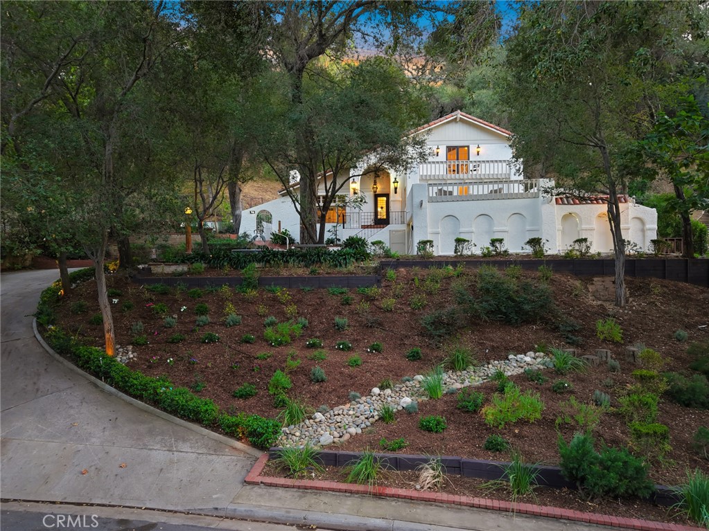 16 Hidden Valley Road Property Photo 3