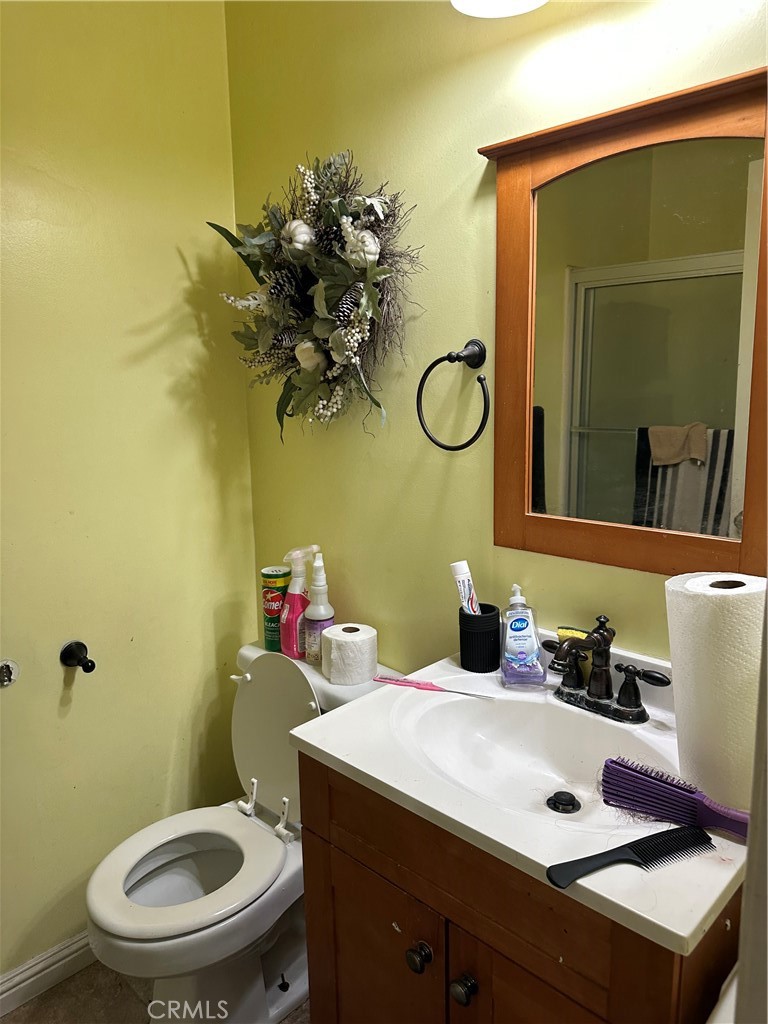 1806 N Vineyard Property Photo 11
