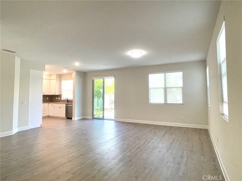 4013 N Highland Court Property Photo 2