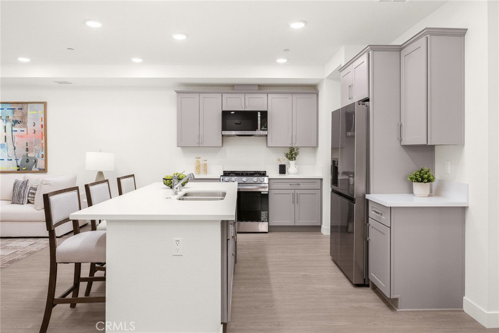 2457 1st Avenue Property Photo 14