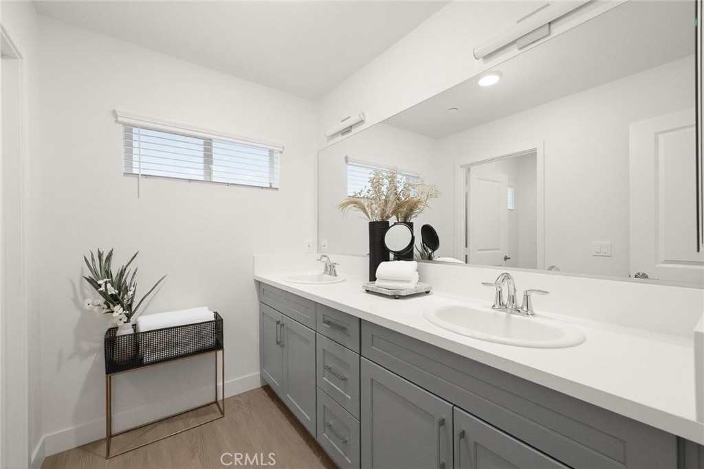 2457 1st Avenue Property Photo 25