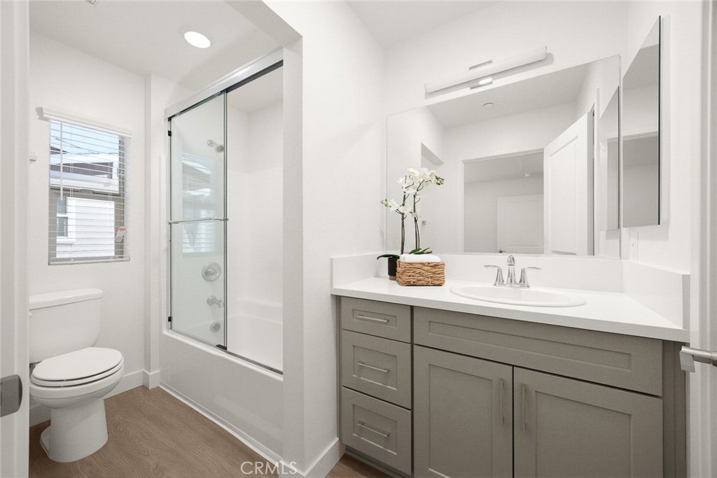 2457 1st Avenue Property Photo 32