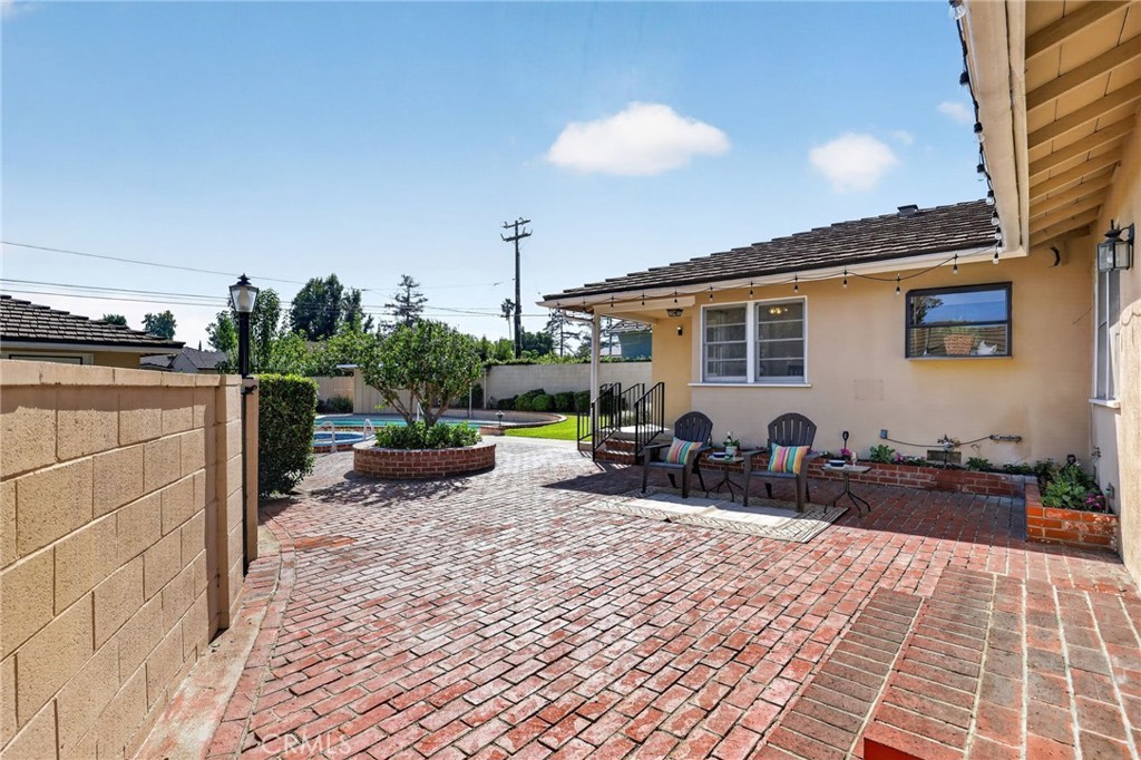 1154 La Rosa Property Photo 47