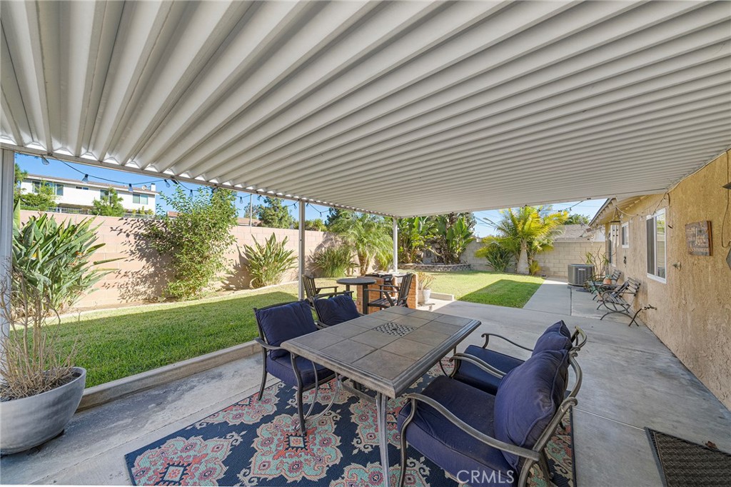 20179 Barnard Avenue Property Photo 18