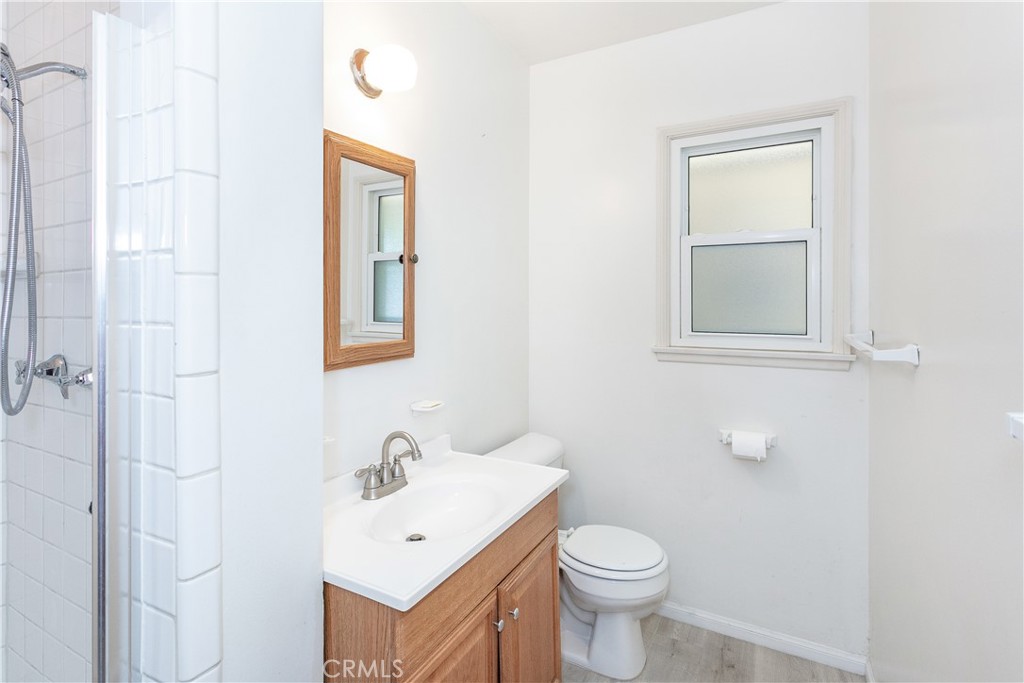 10436 Columbus Avenue Property Photo 11