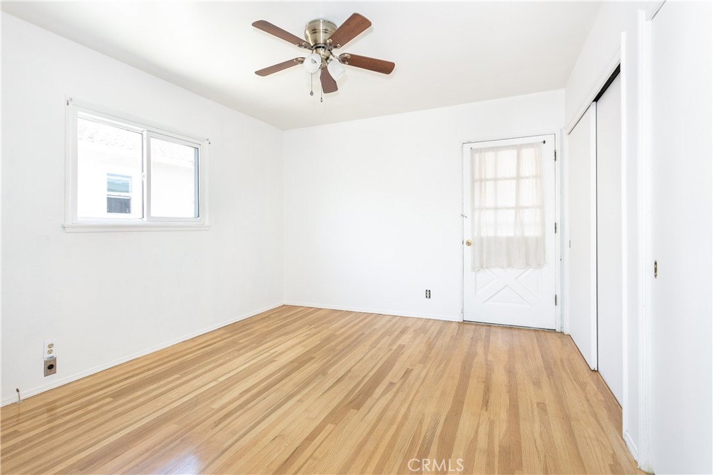 10436 Columbus Avenue Property Photo 15