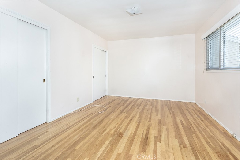 10436 Columbus Avenue Property Photo 27