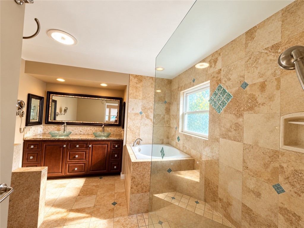 2031 Gardi Property Photo 16