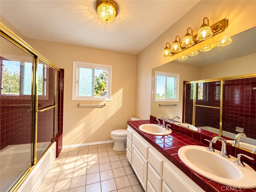 2031 Gardi Property Photo 18
