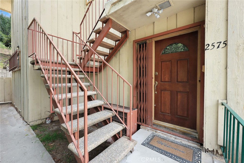 2575 Riverside Terrace Property Photo 11