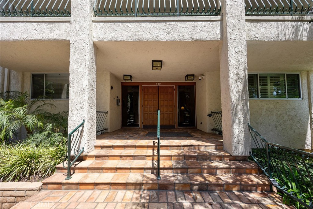 420 S Madison Avenue 301 Property Photo 4
