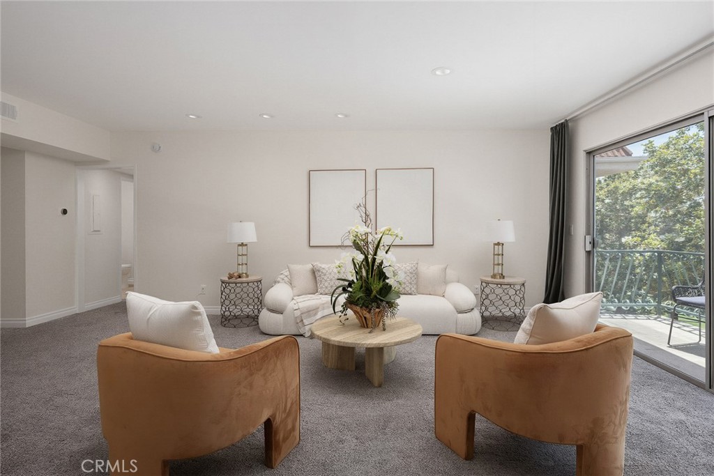 420 S Madison Avenue 301 Property Photo 12