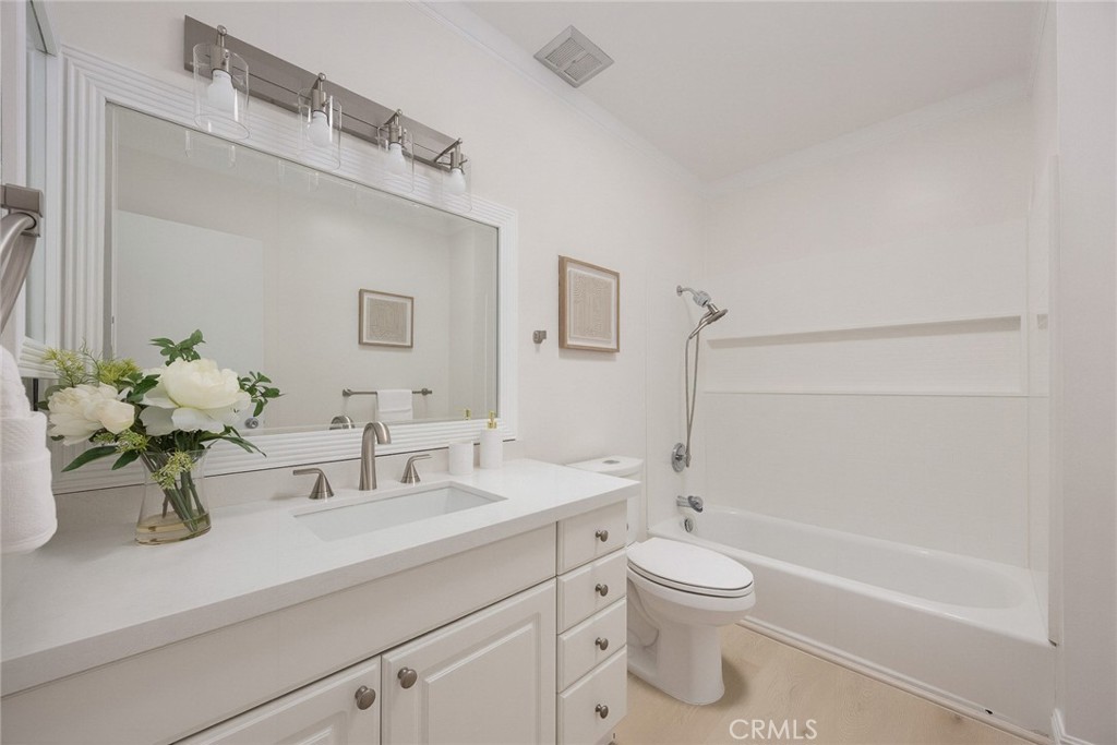 420 S Madison Avenue 301 Property Photo 23