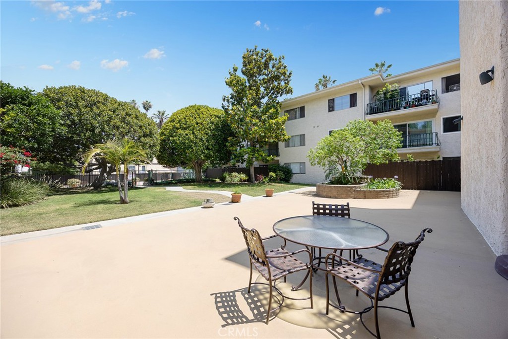 420 S Madison Avenue 301 Property Photo 27