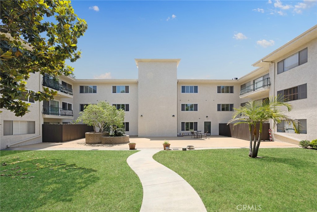 420 S Madison Avenue 301 Property Photo 29