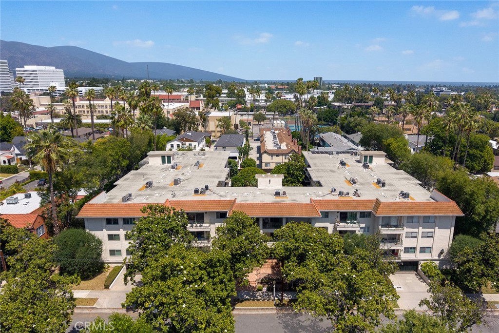 420 S Madison Avenue 301 Property Photo 40