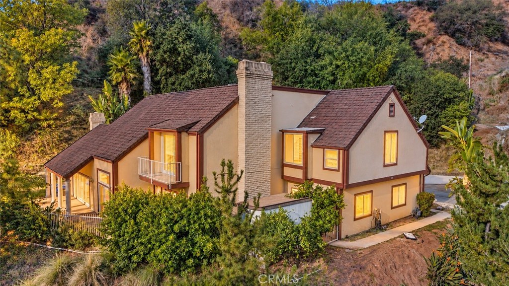 2127 Canyon Road Property Photo 1