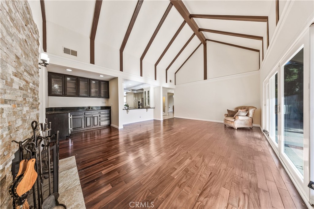 2127 Canyon Road Property Photo 9