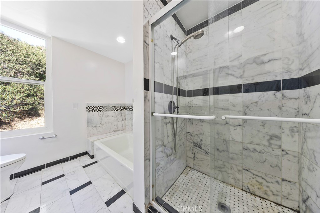2127 Canyon Road Property Photo 26