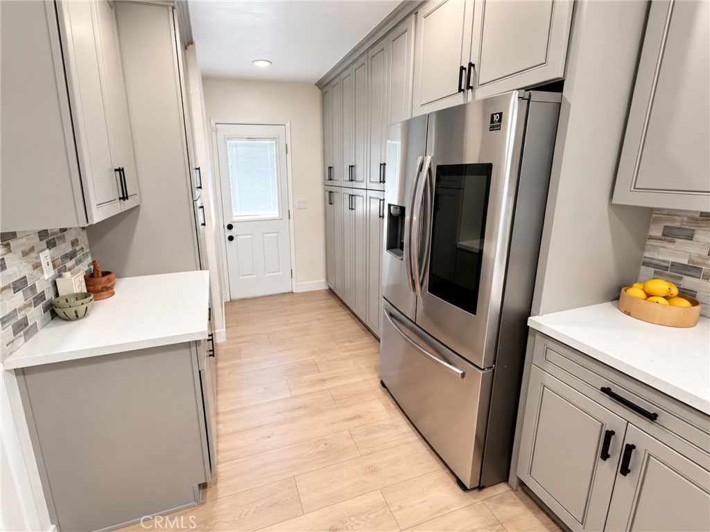 1618 Venice Property Photo 4