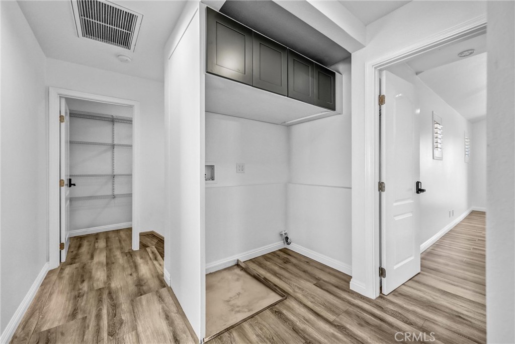227 California A Property Photo 10