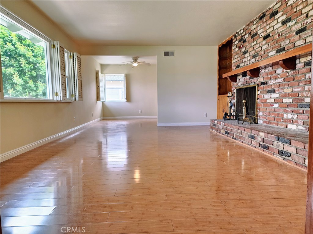 719 S Aldenville Avenue Property Photo 10