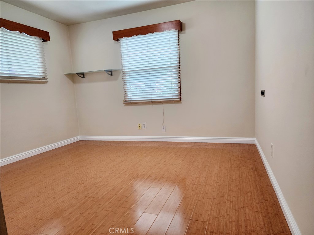 719 S Aldenville Avenue Property Photo 31