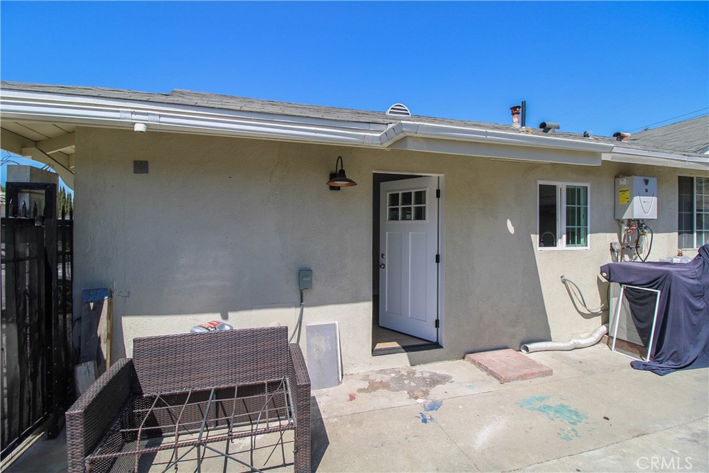 19369 Dairen B Property Photo 1