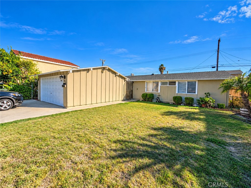 12240 Dune Property Photo 2