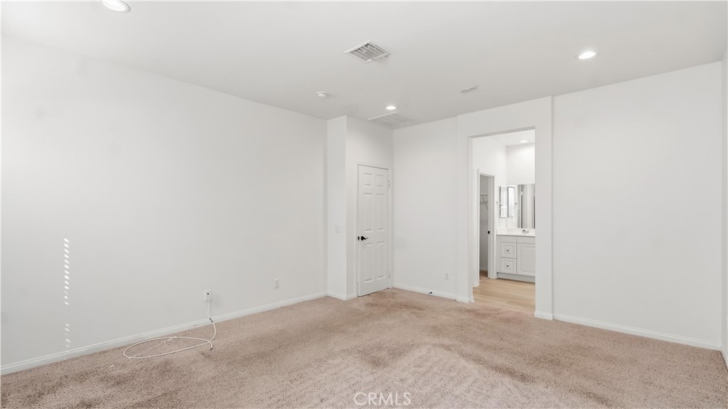 3400 E Foxglove Property Photo 20