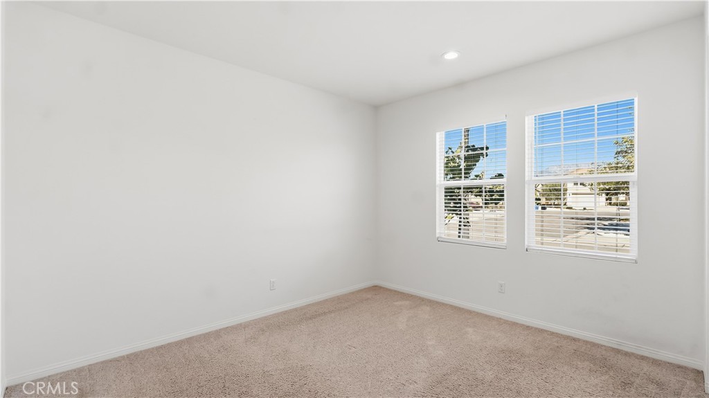 3400 E Foxglove Property Photo 37