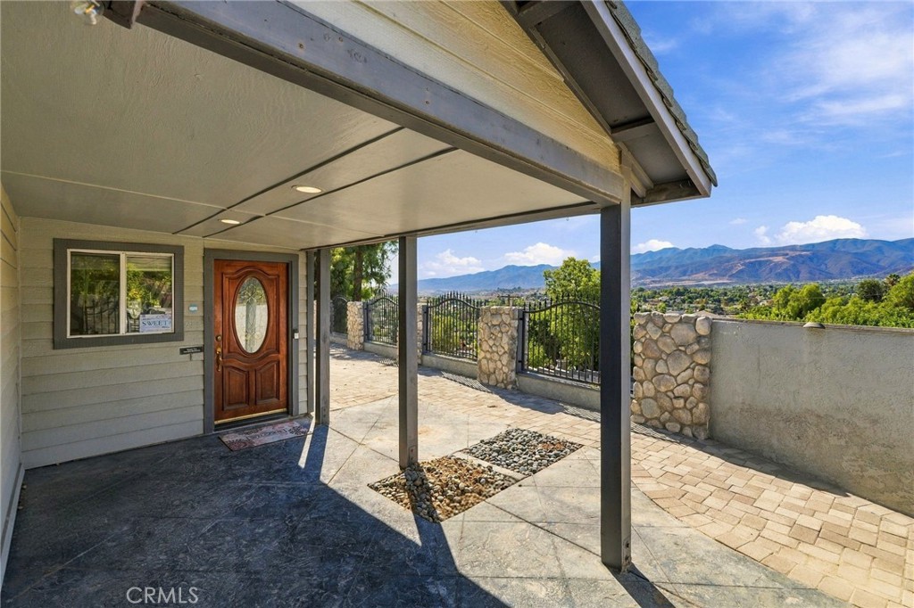 19015 Envoy Property Photo 9