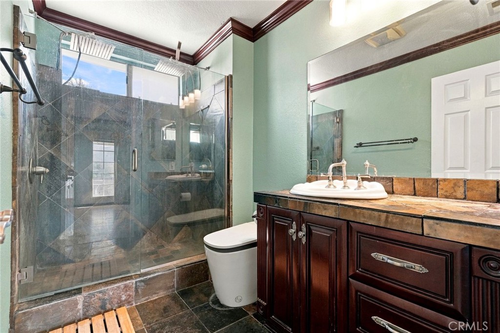19015 Envoy Property Photo 31