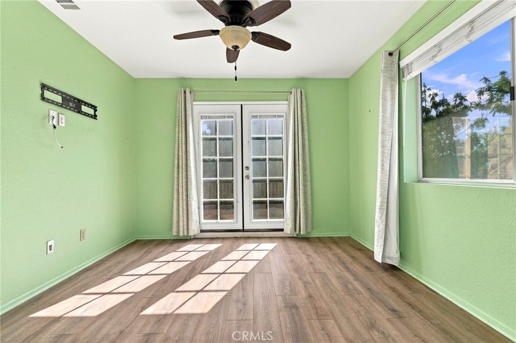 19015 Envoy Property Photo 37