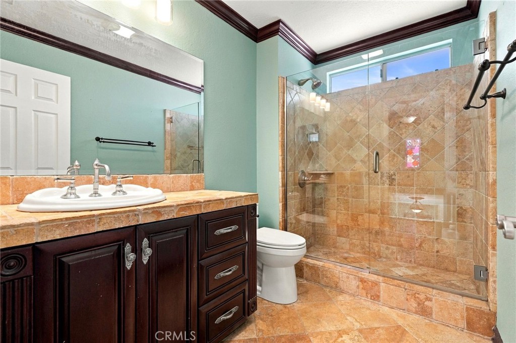 19015 Envoy Property Photo 39