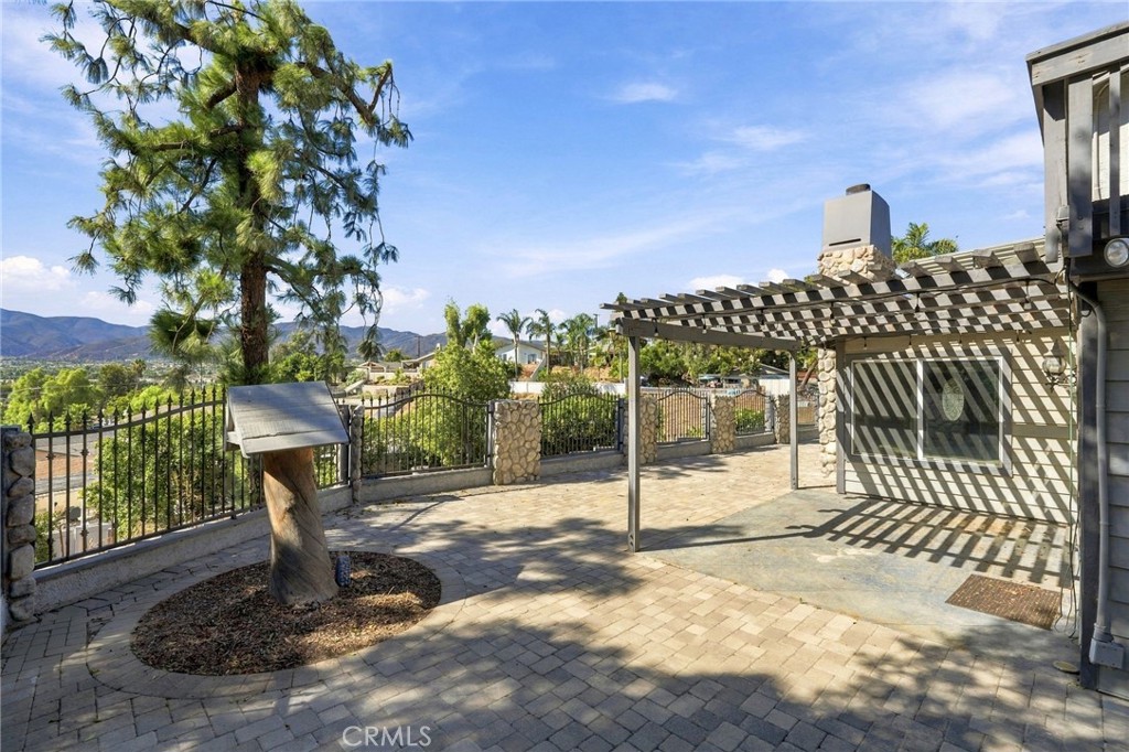 19015 Envoy Property Photo 50