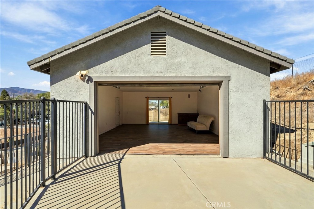 19015 Envoy Property Photo 58