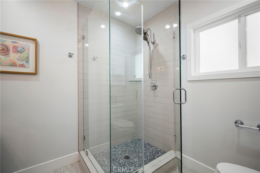 334 Hill Property Photo 22