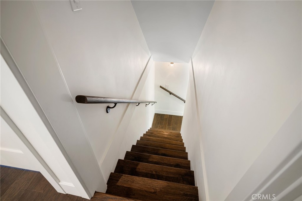 334 Hill Property Photo 30