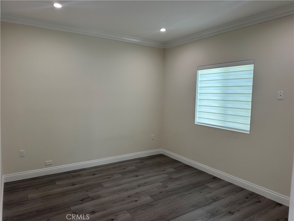 11439 Freer St Property Photo 5