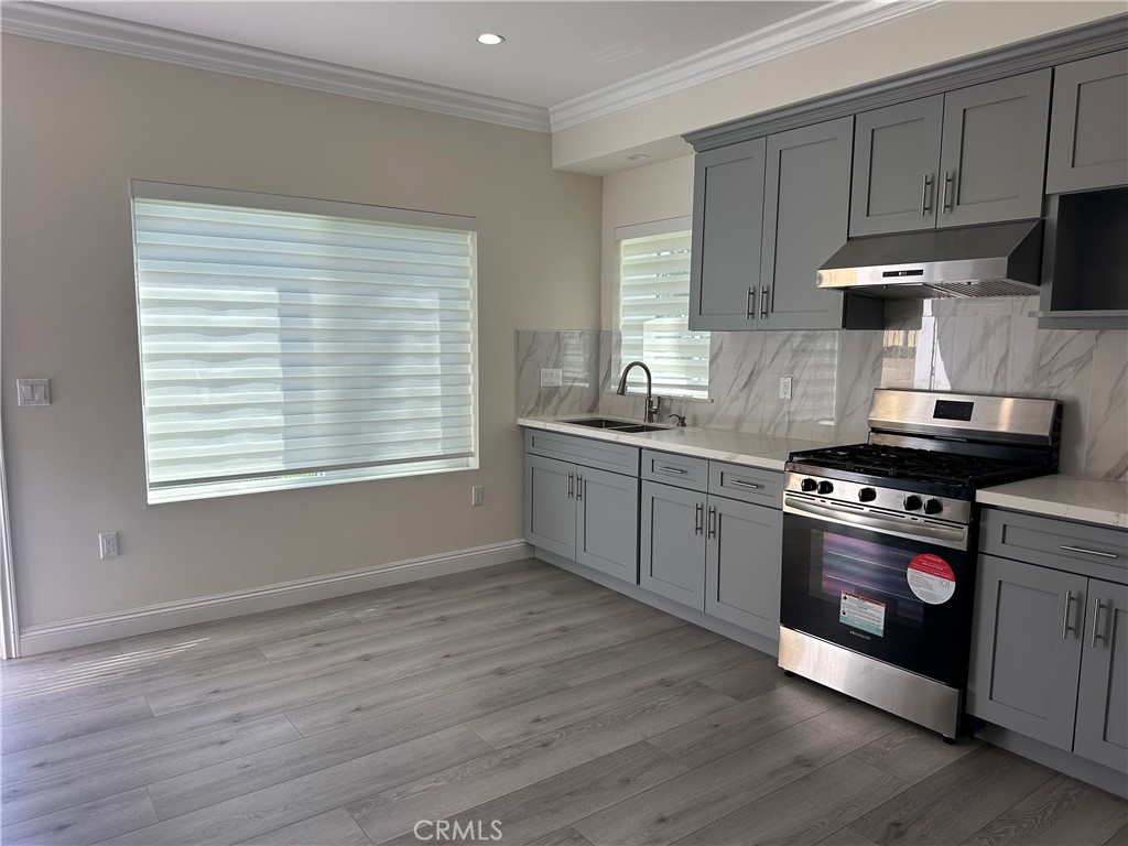 11439 Freer St Property Photo 6