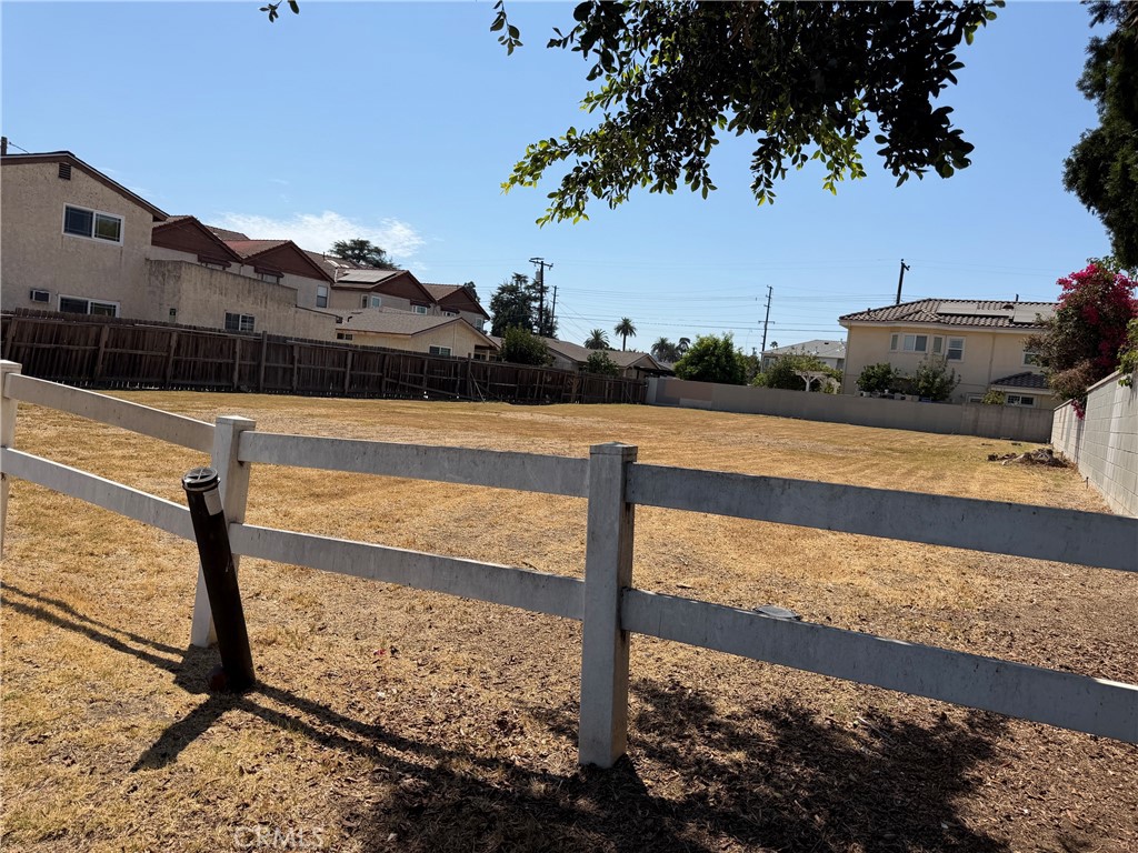425 N Huntington Avenue Property Photo 4